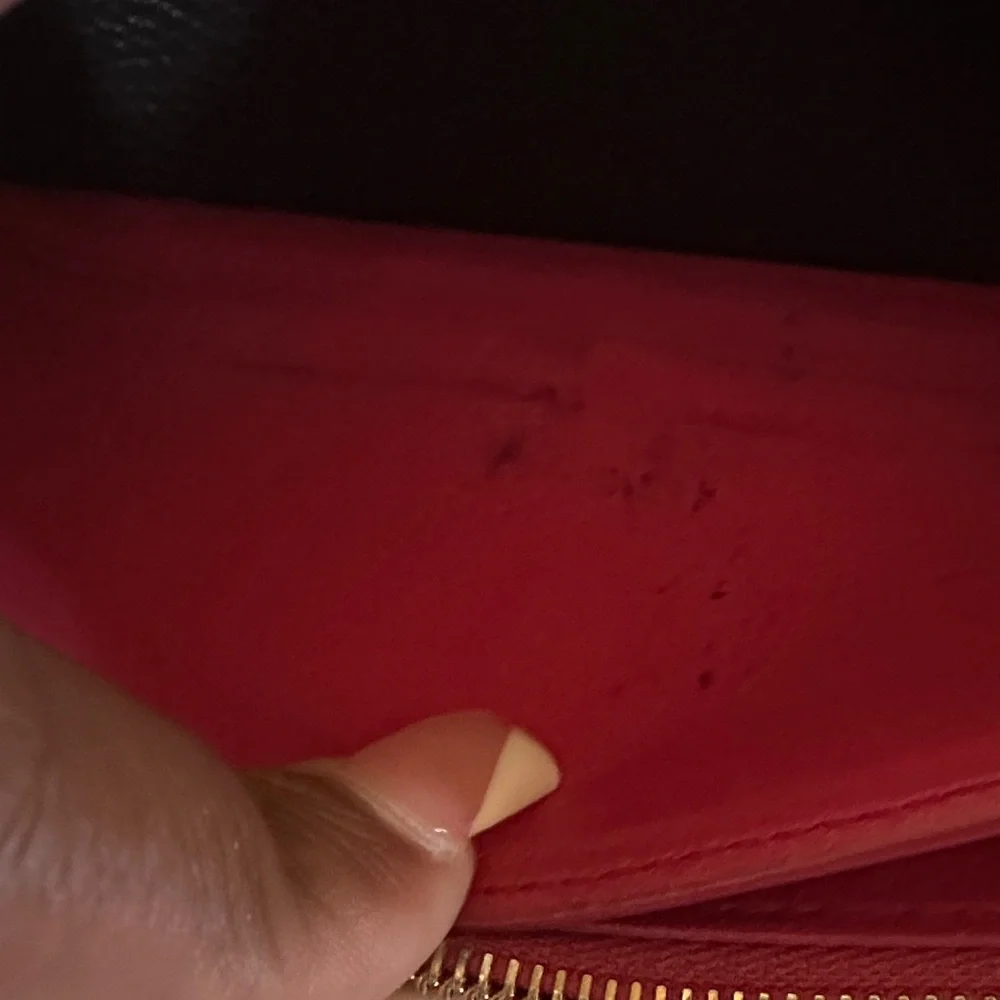 Louis Vuitton Taurillon Capucines Wallet Black Leather Wallet - Picture 11 of 13